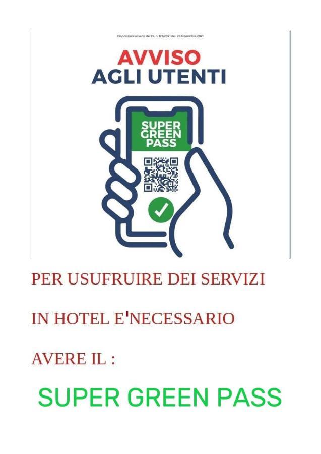 Hotel La Milanese Pietra Ligure Exteriör bild